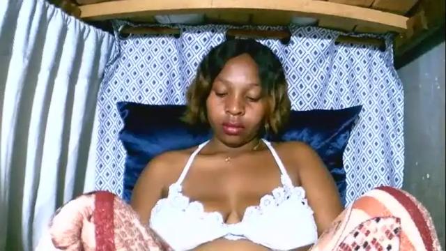 Image 7 of asynaa Stream on Chaturbate on 5 months ago