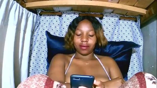 Image 8 of asynaa Stream on Chaturbate on 5 months ago