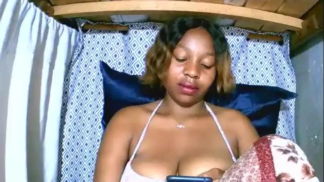 Thumbnail 3, asynaa's Stream at Chaturbate, 5 months ago