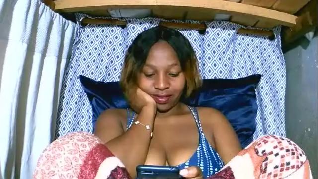 Image 7 of asynaa Stream on Chaturbate on 5 months ago