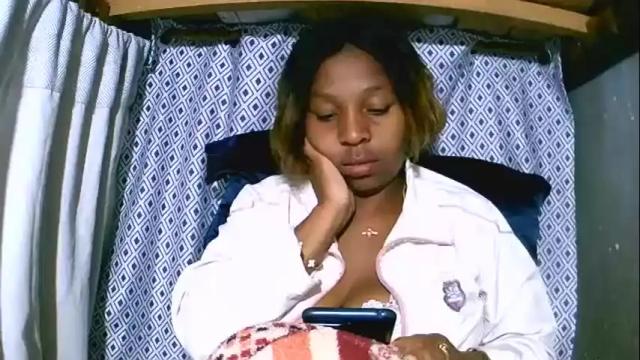 Image 12 of asynaa Stream on Chaturbate on 4 months ago