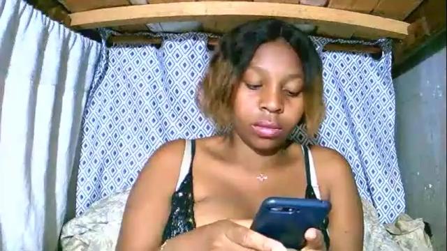 Thumbnail 2, asynaa's Stream at Chaturbate, 4 months ago
