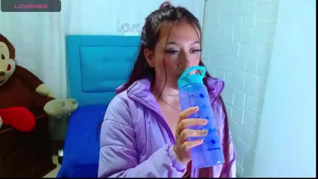 Image 7 of atena2u Stream on Chaturbate on 18 months ago