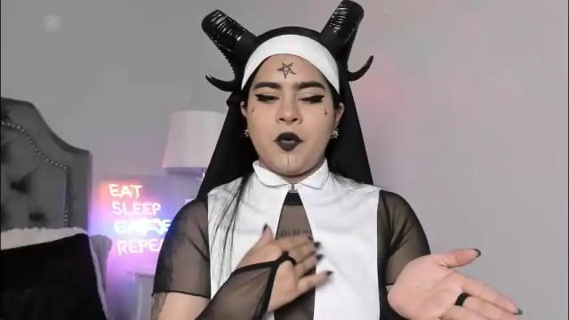 Image 12 of atena_hill Stream on Chaturbate on 6 days ago