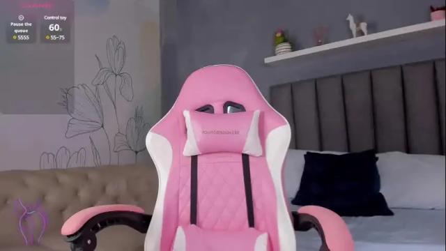 Image 11 of atenea_jones_ Stream on Chaturbate on 1 month ago