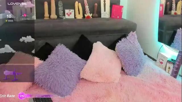 Image 2 of atenea_klett_ Stream on Chaturbate on 2 days ago