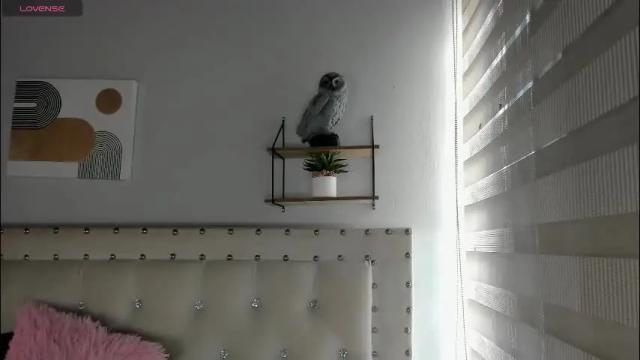 Image 2 of atenea_klett_ Stream on Chaturbate on 1 month ago