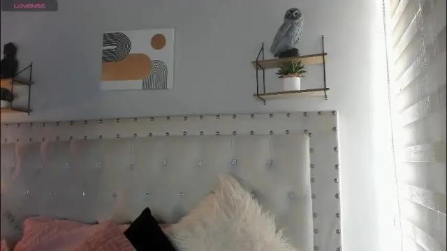 Image 2 of atenea_klett_ Stream on Chaturbate on 23 days ago