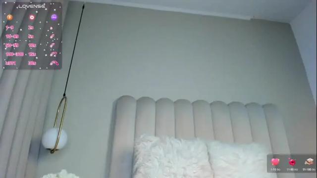 Image 7 of atenea_roberts Stream on Chaturbate on 3 months ago