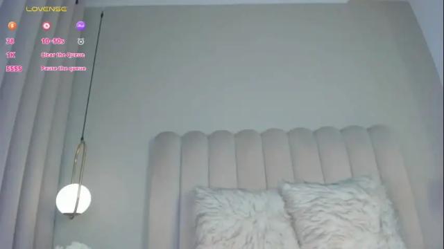 Image 8 of atenea_roberts Stream on Chaturbate on 1 month ago