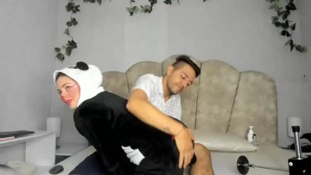Image 2 of atenea_zeus69 Stream on Chaturbate on 15 months ago