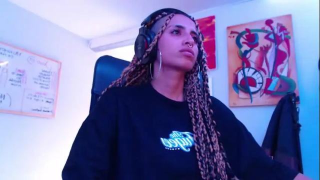 Image 8 of ateneasairce Stream on Chaturbate on 4 months ago