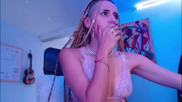 Image 8 of ateneasairce Stream on Chaturbate on 2 months ago