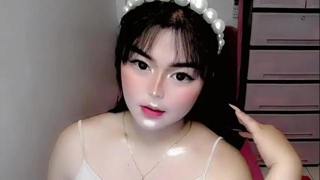 Image 3 of athena_thunderfuck Stream on Chaturbate on 27 months ago