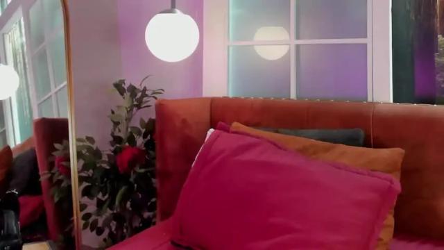 Image 8 of atheneabenz Stream on Chaturbate on 21 months ago