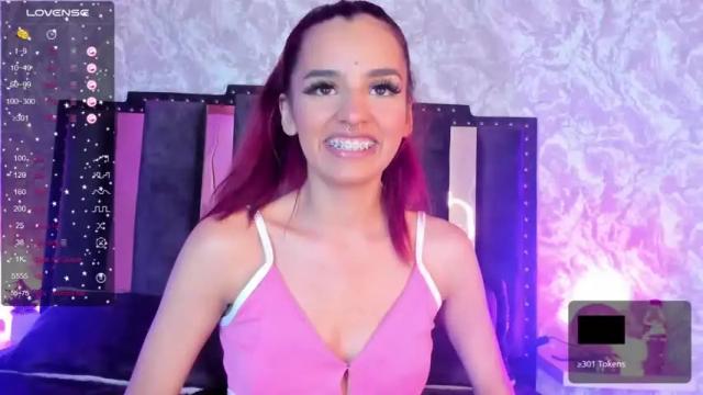 Image 10 of atheneasanz Stream on Chaturbate on 19 months ago