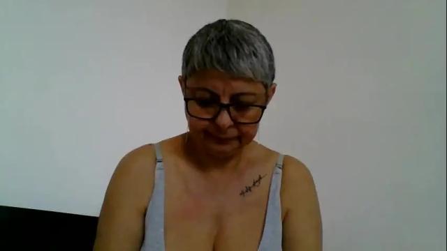 Image 11 of atikaarea Stream on Chaturbate on 25 days ago