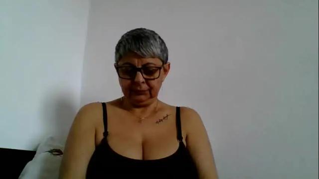 Image 4 of atikaarea Stream on Chaturbate on 20 days ago