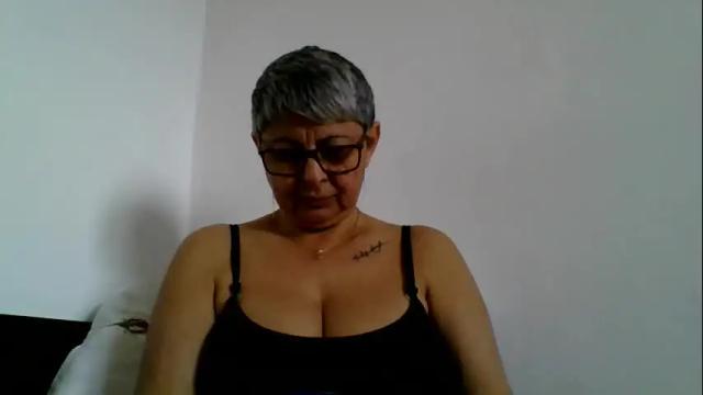 Image 6 of atikaarea Stream on Chaturbate on 20 days ago