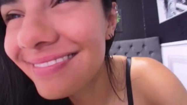 Image 10 of atilana_diaz Stream on Chaturbate on 16 months ago