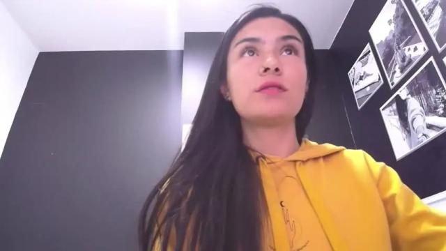Image 2 of atilana_diaz Stream on Chaturbate on 16 months ago