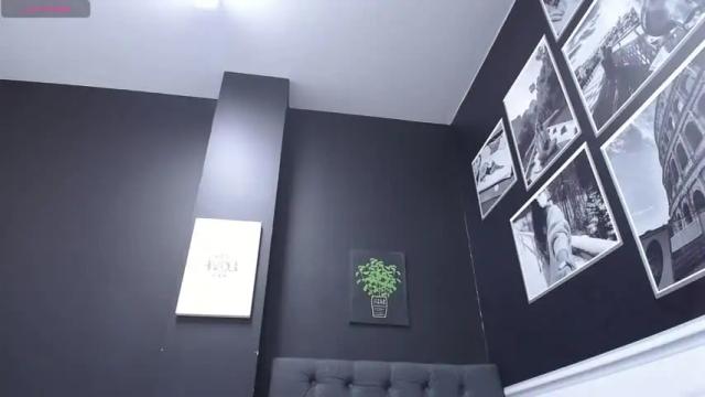 Image 2 of atilana_diaz Stream on Chaturbate on 14 months ago