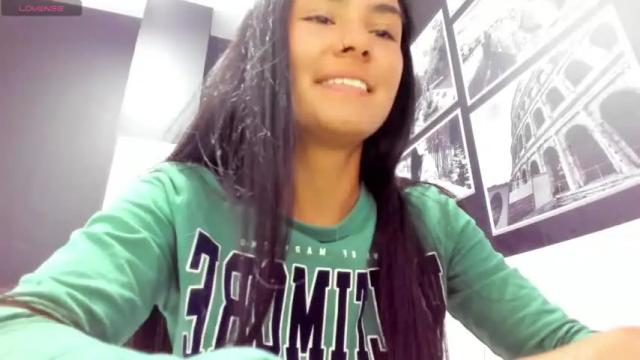 Image 3 of atilana_diaz Stream on Chaturbate on 14 months ago