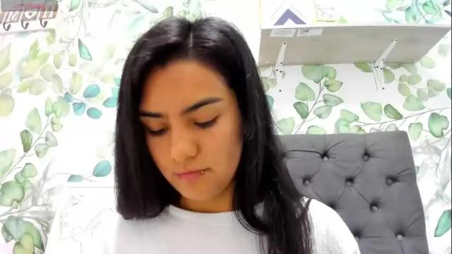 Image 7 of atilana_diaz Stream on Chaturbate on 22 days ago