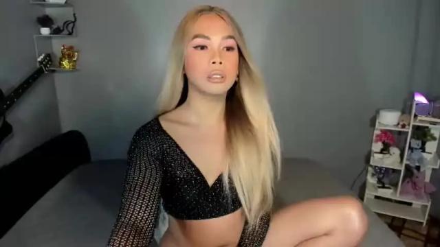 Image 3 of atiyanota Stream on Chaturbate on 13 months ago