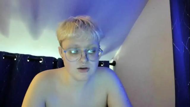 Image 2 of atticus_pendragon Stream on Chaturbate on 26 days ago