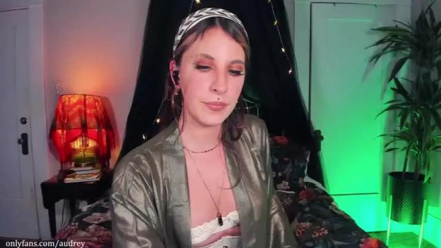 Image 2 of audrey_ Stream on Chaturbate on 13 months ago