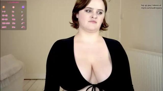 Image 3 of audreyjacq Stream on Chaturbate on 1 month ago