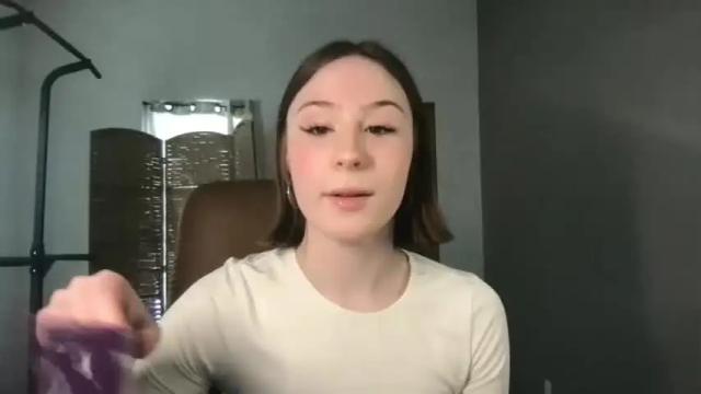 Image 4 of audreyjones03 Stream on Chaturbate on 14 months ago
