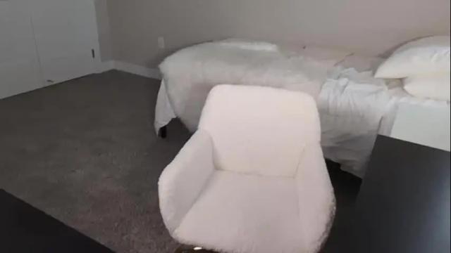 Image 7 of audreyjones03 Stream on Chaturbate on 1 month ago