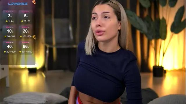 Image 2 of audreyzanne Stream on Chaturbate on 24 days ago