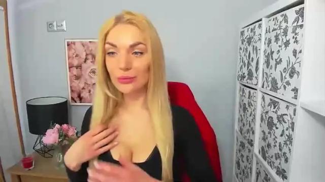 Image 2 of aullorasensual Stream on Chaturbate on 14 months ago