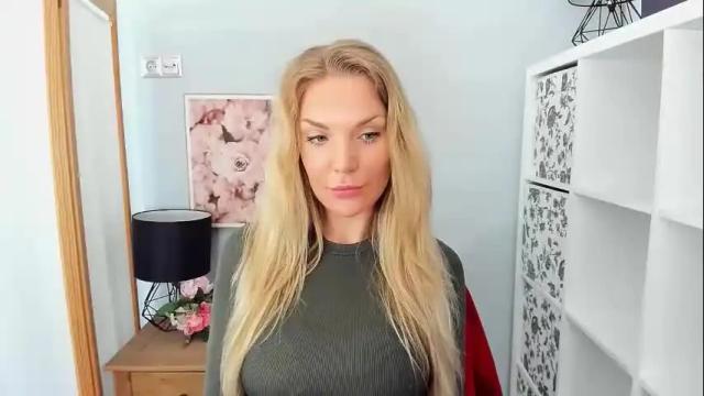 Image 6 of aullorasensual Stream on Chaturbate on 2 months ago