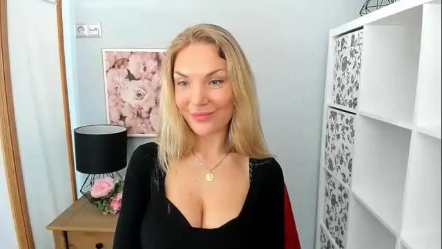 Image 10 of aullorasensual Stream on Chaturbate on 1 month ago
