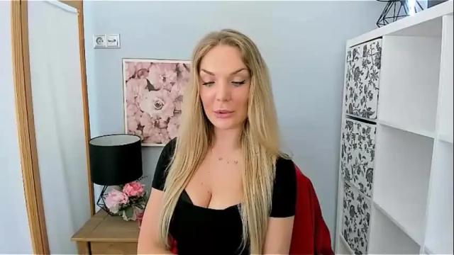 Image 10 of aullorasensual Stream on Chaturbate on 1 month ago