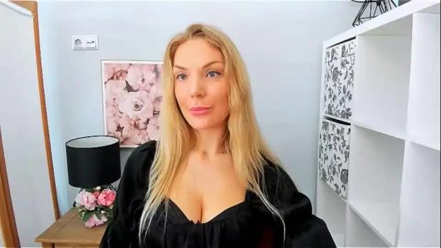 Image 11 of aullorasensual Stream on Chaturbate on 1 month ago