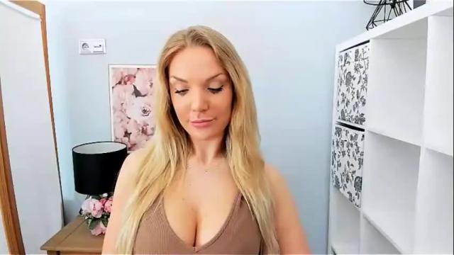 Image 3 of aullorasensual Stream on Chaturbate on 1 month ago