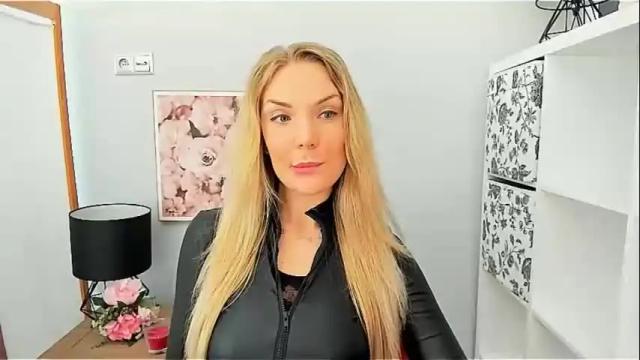 Image 10 of aullorasensual Stream on Chaturbate on 1 month ago
