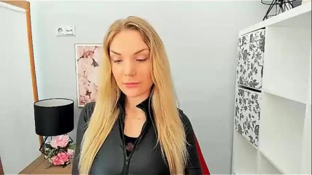 Image 7 of aullorasensual Stream on Chaturbate on 1 month ago