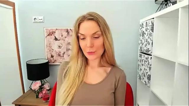 Image 10 of aullorasensual Stream on Chaturbate on 1 month ago