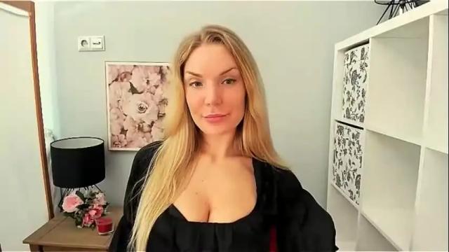 Image 6 of aullorasensual Stream on Chaturbate on 1 month ago