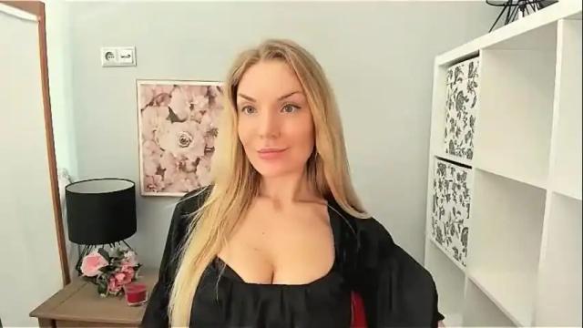 Image 8 of aullorasensual Stream on Chaturbate on 1 month ago