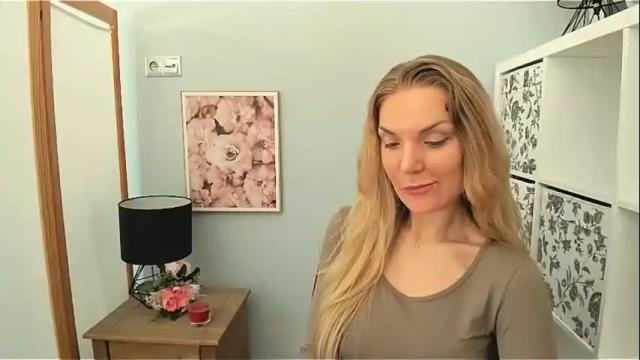Image 11 of aullorasensual Stream on Chaturbate on 18 days ago