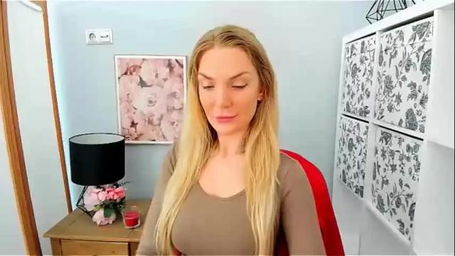 Image 8 of aullorasensual Stream on Chaturbate on 13 days ago
