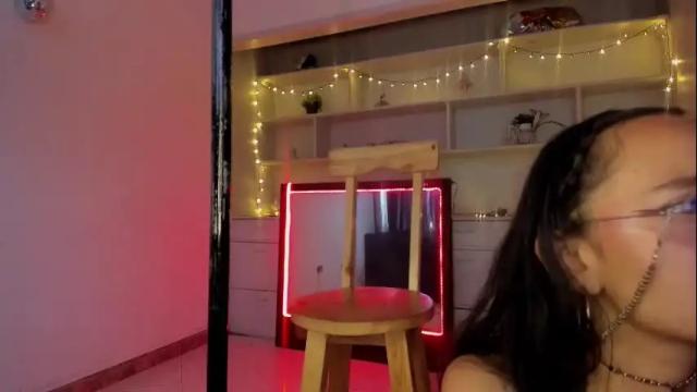 Image 2 of aura_janssen Stream on Chaturbate on 1 month ago