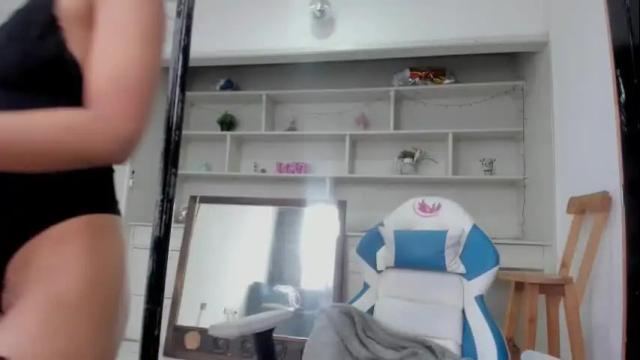 Image 10 of aura_janssen Stream on Chaturbate on 1 month ago